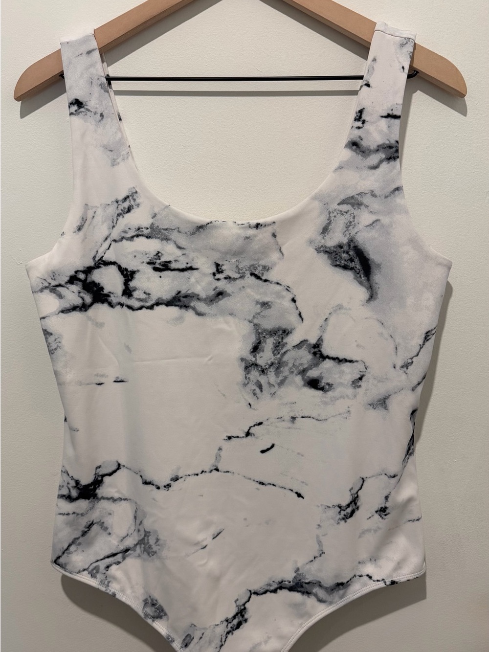 Express White Marble-Print Scoop Neck Body Contour Bodysuit